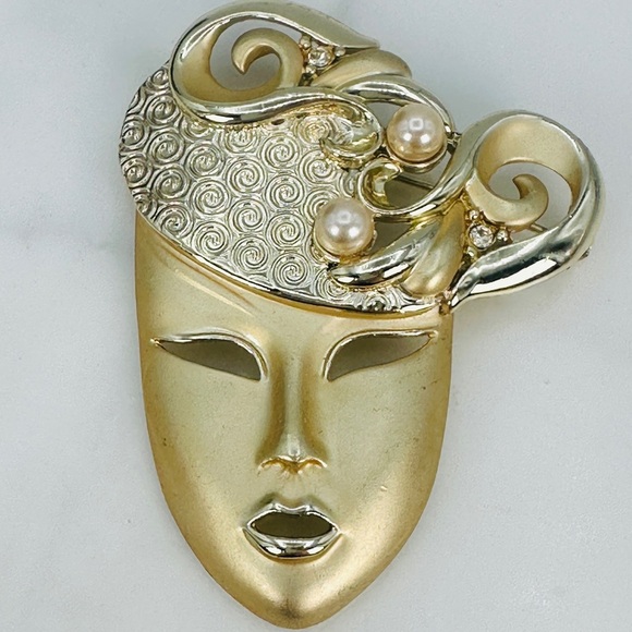 Woman Face Mask Brooch Pin Scroll Faux Pearl Rhinestone Accent Gold Tone Theater - Picture 3 of 10
